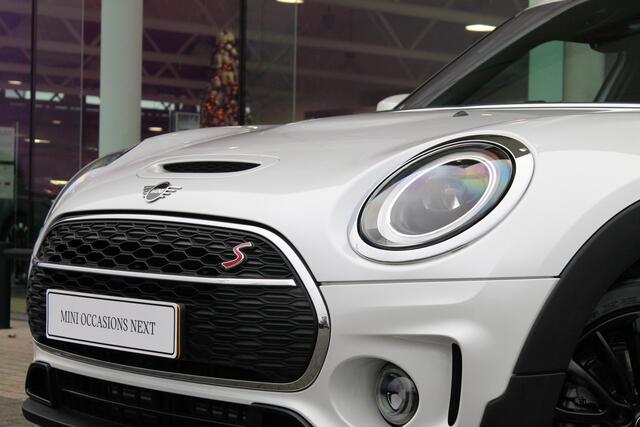 Mini COOPER CLUBMAN S Classic Automaat / Premium Pakket / Achteruitrijcamera / LED / Comfort Access / Comfortstoelen / Stoelverwarming