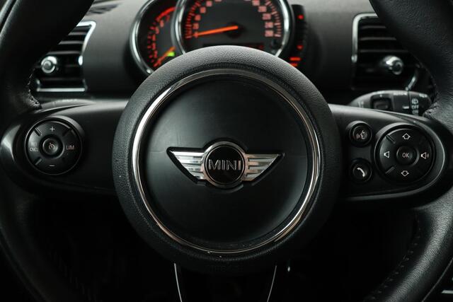 Mini COOPER CLUBMAN 1.5 Pepper | Navigatie | Cruise control | Keyless | PDC | Bluetooth | Climate control | Chrome Line