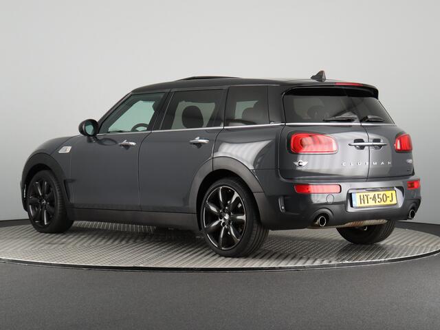 Mini COOPER CLUBMAN Mini 2.0 S Chili Serious Business (NL-Auto / Panodak / Leder / Led / Sportstoelen / Climate / Cruise / Navi)