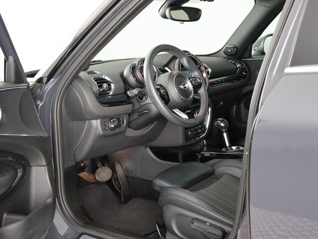 Mini COOPER CLUBMAN Mini 2.0 S Chili Serious Business (NL-Auto / Panodak / Leder / Led / Sportstoelen / Climate / Cruise / Navi)