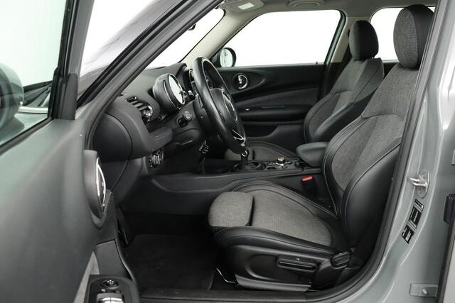 Mini COOPER CLUBMAN 1.5 Business | Full LED | Keyless | Navigatie | Climate control | Half leder | Bluetooth | PDC | Cruise control