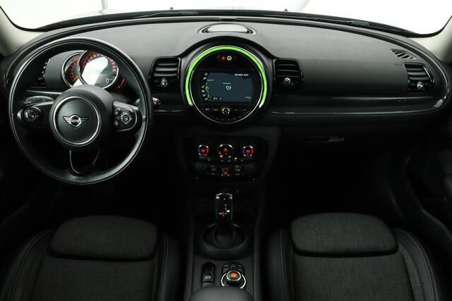 Mini COOPER CLUBMAN 1.5 Business | Full LED | Keyless | Navigatie | Climate control | Half leder | Bluetooth | PDC | Cruise control