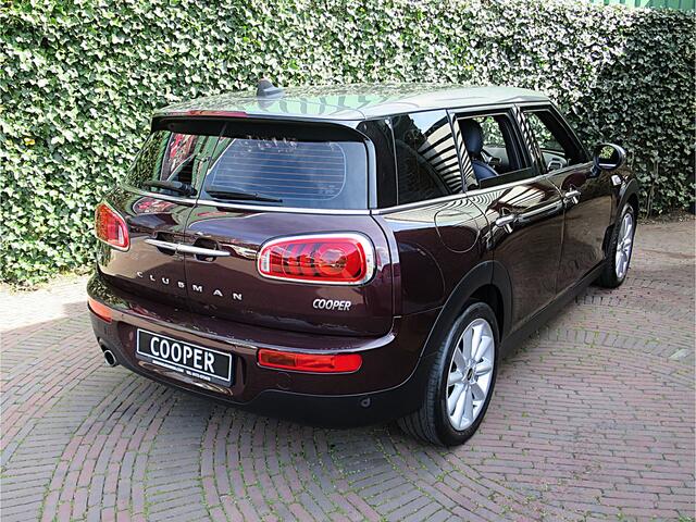 Mini COOPER CLUBMAN 1.5 Chili F54 Met Leer, Apple carPlay, elek. stoelen en 17"