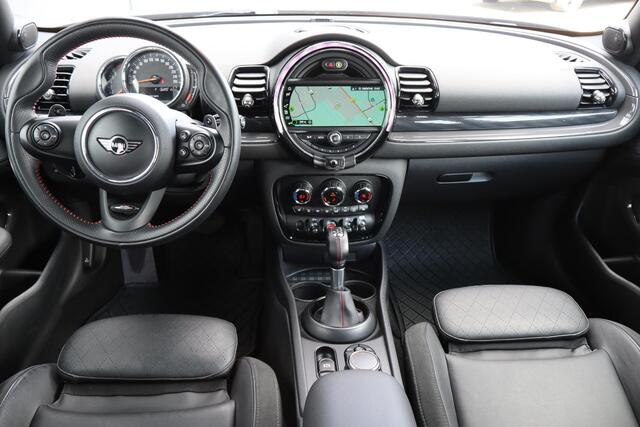 Mini COOPER CLUBMAN Mini 2.0 S Chili Serious Business Panoramadak, Schuif- kanteldak, Stoelverwarming, Navigatie, JCW interieur, Apple Carplay