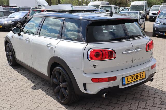 Mini COOPER CLUBMAN Mini 2.0 S Chili Serious Business Panoramadak, Schuif- kanteldak, Stoelverwarming, Navigatie, JCW interieur, Apple Carplay