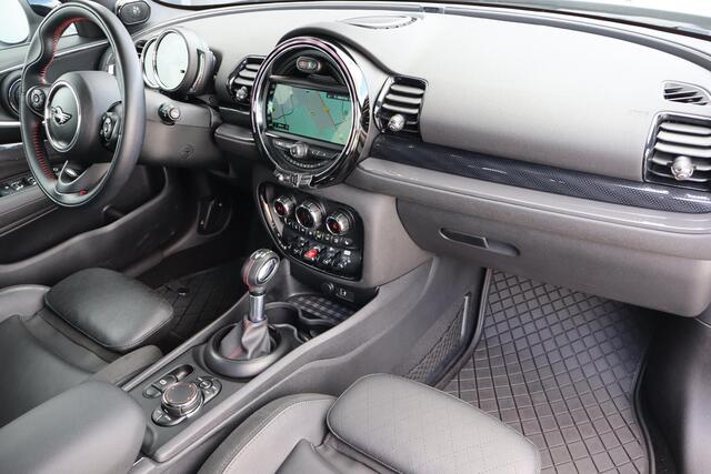 Mini COOPER CLUBMAN Mini 2.0 S Chili Serious Business Panoramadak, Schuif- kanteldak, Stoelverwarming, Navigatie, JCW interieur, Apple Carplay