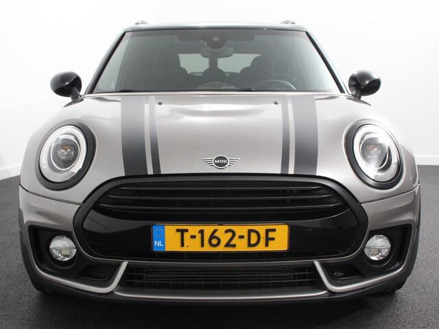 Mini COOPER CLUBMAN Mini 1.5 Chili Hyde Park Climate control Cruise control Voorstoelen verwarmd Parkeersensor achter LED Apple Carplay/ Android Auto