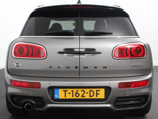 Mini COOPER CLUBMAN Mini 1.5 Chili Hyde Park Climate control Cruise control Voorstoelen verwarmd Parkeersensor achter LED Apple Carplay/ Android Auto