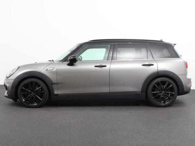 Mini COOPER CLUBMAN Mini 1.5 Chili Hyde Park Climate control Cruise control Voorstoelen verwarmd Parkeersensor achter LED Apple Carplay/ Android Auto