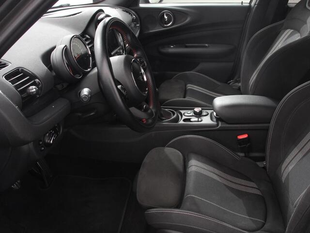 Mini COOPER CLUBMAN Mini 1.5 Chili Hyde Park Climate control Cruise control Voorstoelen verwarmd Parkeersensor achter LED Apple Carplay/ Android Auto