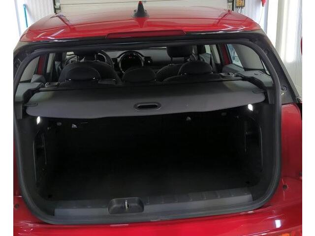 Mini COOPER CLUBMAN Mini 1.5 136 pk Business Edition Navigatie Plus DAB Clima + Cruise Control 17 Inch Velgen Carplay Parkeersensoren Alarm NL Auto