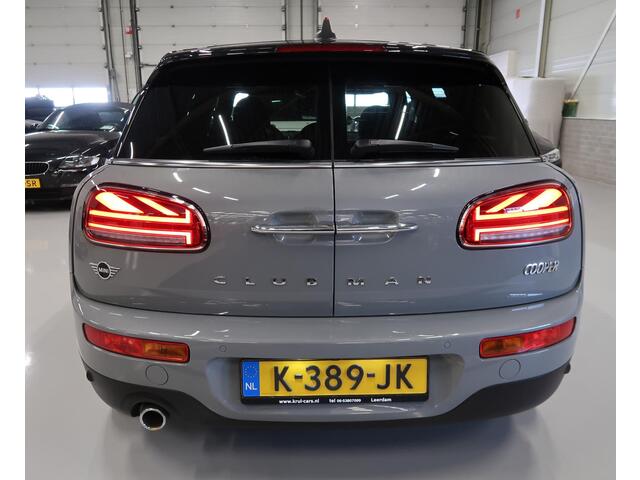 Mini COOPER CLUBMAN Mini 1.5 Chili Panoramadak Head-Up Digitaal Dashboard BTW Camera H&K Sportstoelen Leer NL-Auto NAP Navigatie Dealer onderhouden Extra getint glas