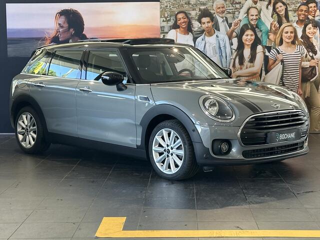 Mini COOPER CLUBMAN Mini 1.5 Business Edition AUTOMAAT | ELEKTRISCH SCHUIF/KANTELDAK | PARKEERSENSOREN VOOREN ACHTER | NAVIGATIE
