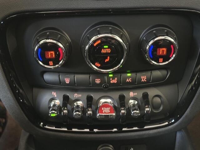 Mini COOPER CLUBMAN Mini 1.5 Business Edition AUTOMAAT | ELEKTRISCH SCHUIF/KANTELDAK | PARKEERSENSOREN VOOREN ACHTER | NAVIGATIE