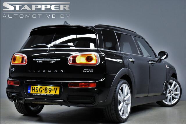 Mini COOPER CLUBMAN Mini 1.5 136pk Chili Serious Business JCW Pano/Leer/Navi/Bluetooth/Climate/Cruise/Pdc/Lmv