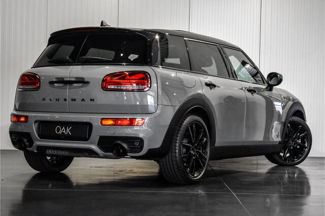 Mini COOPER CLUBMAN 2.0 S | JCW-Trim | Navigatie | Panorama | Half Leder | Camera | Head-Up | ACC | 18"LM | Moonwalk Grey