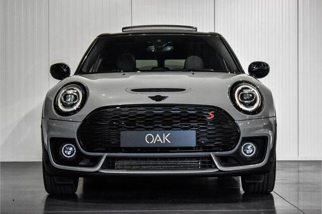Mini COOPER CLUBMAN 2.0 S | JCW-Trim | Navigatie | Panorama | Half Leder | Camera | Head-Up | ACC | 18"LM | Moonwalk Grey