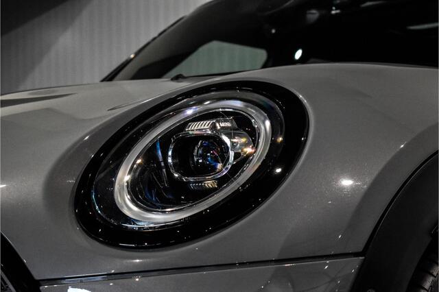 Mini COOPER CLUBMAN 2.0 S | JCW-Trim | Navigatie | Panorama | Half Leder | Camera | Head-Up | ACC | 18"LM | Moonwalk Grey
