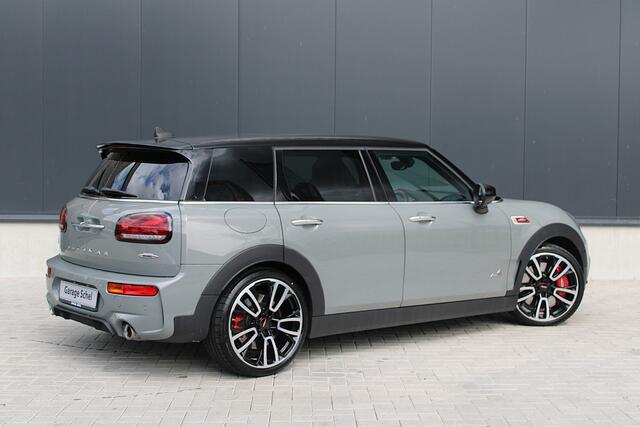 Mini COOPER CLUBMAN Mini 2.0 JCW ALL4 John Works - Pano - Navi - Camera - Stoelverwarming - LED - Rijklaar