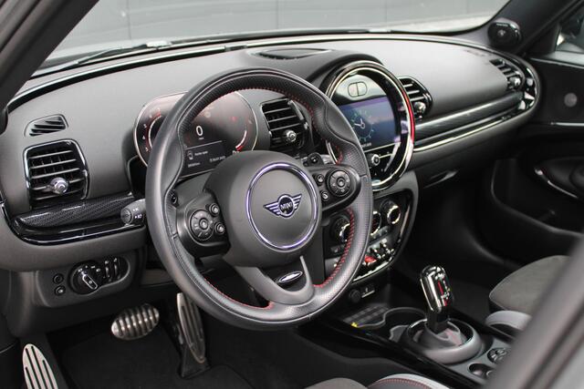 Mini COOPER CLUBMAN Mini 2.0 JCW ALL4 John Works - Pano - Navi - Camera - Stoelverwarming - LED - Rijklaar