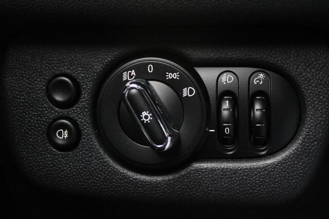 Mini COOPER CLUBMAN Mini 2.0 JCW ALL4 John Works - Pano - Navi - Camera - Stoelverwarming - LED - Rijklaar