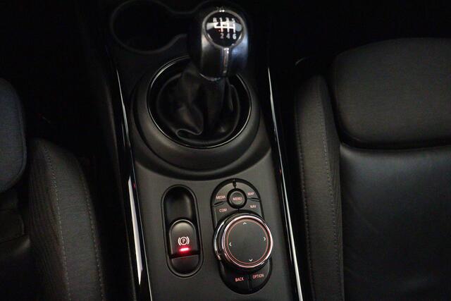Mini COOPER CLUBMAN Mini 1.5 Business Edition | NAVI | PDC V+A | CRUISE | HARMAN/KARDON AUDIO | LMV18" |