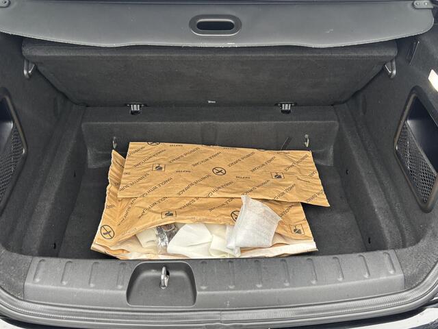 Mini COOPER CLUBMAN Mini 1.5 Richmond Park Edition PANO| CAMERA| STOELVERW. | LEER| KEYLESS| RIJKLAARPRIJS INCL. 12 MND BOVAG GARANTIE