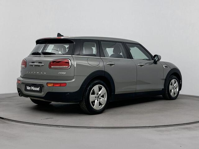 Mini COOPER CLUBMAN Mini 1.5 Business Edition 136PK | Automaat | Achteruitrijcamera | Navigatie | Climate Control | Stoelverwarming | LED Koplampen