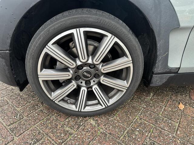 Mini COOPER CLUBMAN Richmond Park Edition | Panorama | Harman Kardon | Camera | 18"