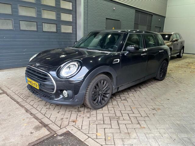 Mini COOPER CLUBMAN Mini 1.5 Salt | Automaat | Trekhaak | Vol-Leder | Keyless | 17 Inch