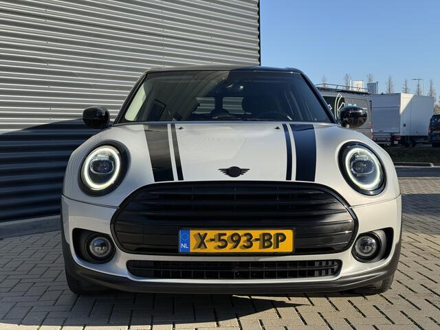 Mini COOPER CLUBMAN 1.5 Apple/Black Optic