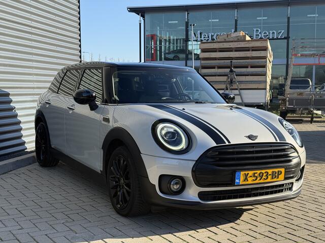 Mini COOPER CLUBMAN 1.5 Apple/Black Optic