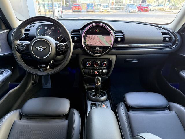 Mini COOPER CLUBMAN 1.5 Apple/Black Optic