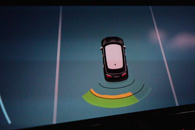 Mini COOPER CLUBMAN Mini 1.5 Business Edition Automaat | NAVI | CLIMA | PDC ACHTER | CRUISE | LMV |