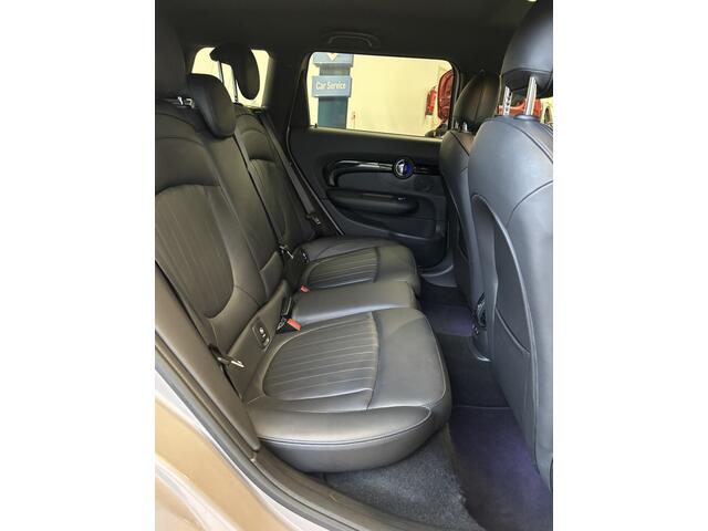 Mini COOPER CLUBMAN Mini 1.5 - ZWART LEER - CARPLAY - STOELVERWARMING