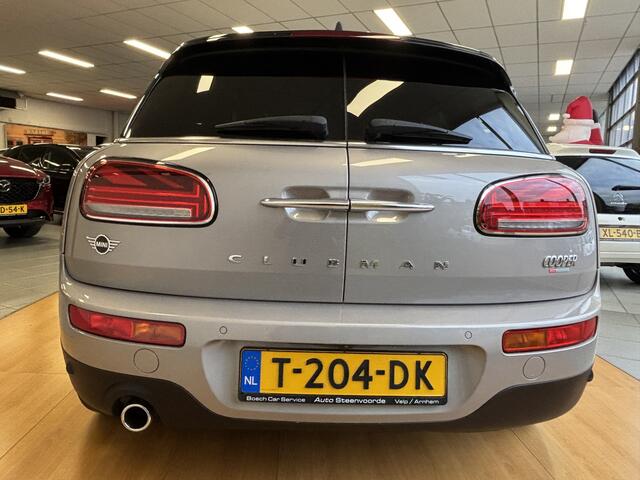 Mini COOPER CLUBMAN Mini 1.5 - ZWART LEER - CARPLAY - STOELVERWARMING