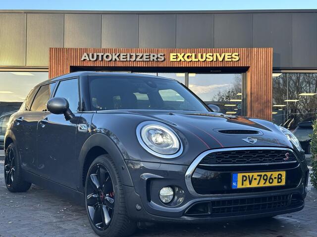 Mini COOPER CLUBMAN Mini 2.0 S Chili Serious Business JCW Panoramadak Harman/Kardon Keyless Cruise Stoelverw. John Cooper Works 18''LM