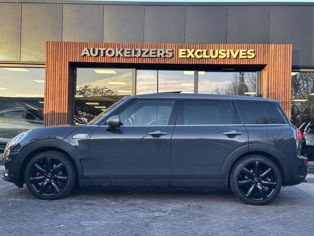 Mini COOPER CLUBMAN Mini 2.0 S Chili Serious Business JCW Panoramadak Harman/Kardon Keyless Cruise Stoelverw. John Cooper Works 18''LM