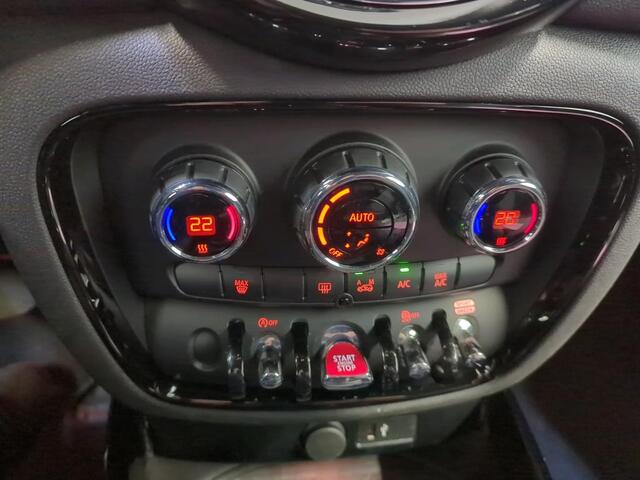 Mini COOPER CLUBMAN Business Edition | 18" | Alarm | Privacy Glass | Navigatie