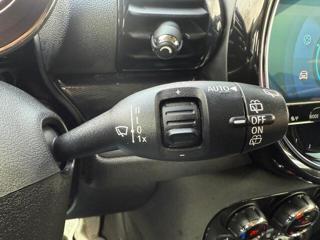 Mini COOPER CLUBMAN Mini 1.5 Essential Automaat