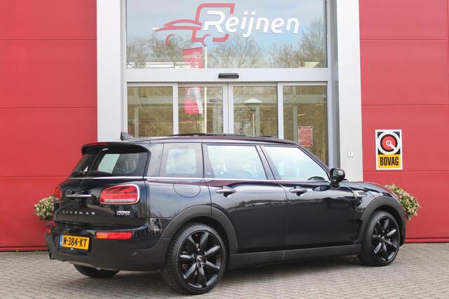 Mini COOPER CLUBMAN Mini 1.5 136PK AUTOMAAT RICHMOND PARK EDITION | PANORAMISCH SCHUIF/KANTEL DAK | FULL LEDEREN BEKLEDING "CHESTER MALT BROWN" | ACHTERUITRIJ CAMERA | PARKEERSENSOREN ACHTER | FULL LED KOPLAMPEN | DRAADLOZE APPLE CARPLAY/ANDROID AUTO | NAVIGATIE | STOEL/STUU