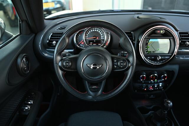Mini COOPER CLUBMAN Chili / Comfort Access / Comfortstoelen / Apple CarPlay / LED / Cruise Control / Multifunctioneel stuurwiel