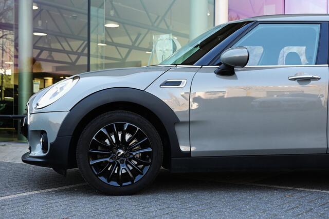 Mini COOPER CLUBMAN Chili / Comfort Access / Comfortstoelen / Apple CarPlay / LED / Cruise Control / Multifunctioneel stuurwiel