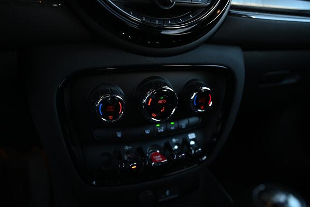 Mini COOPER CLUBMAN Chili / Comfort Access / Comfortstoelen / Apple CarPlay / LED / Cruise Control / Multifunctioneel stuurwiel