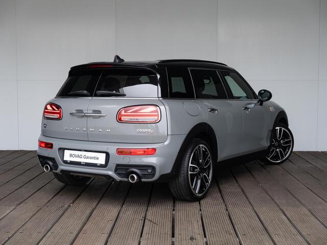 Mini COOPER CLUBMAN S Aut. JCW Trim + Serious Business + Elek verstelbare stoel + Harman-Kardon + onderhoudspakket 10-08-2028