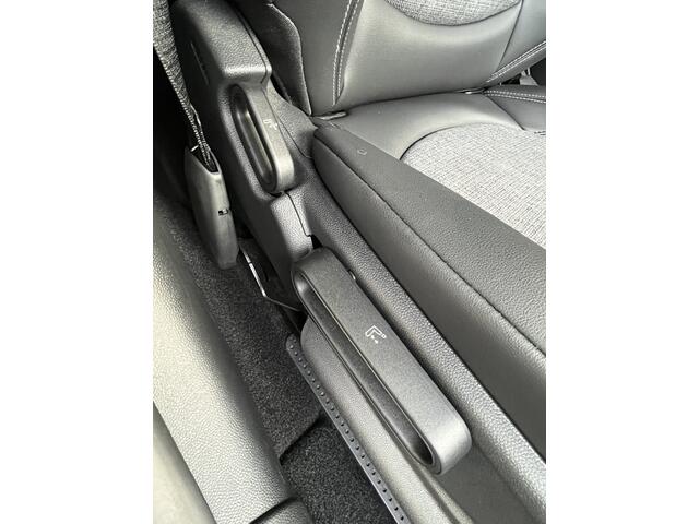 Mini COOPER CLUBMAN 1.5 LIMITED Automaat Rijklaarprijs!