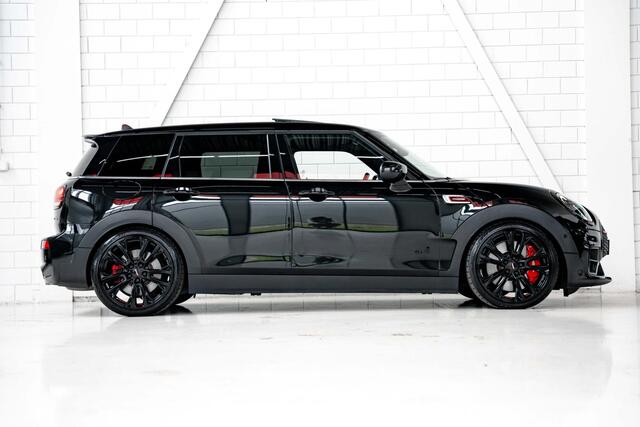 Mini COOPER CLUBMAN 2.0 JCW ALL4 John Works John Cooper Works | Karman Kardon | Carbon exterieur