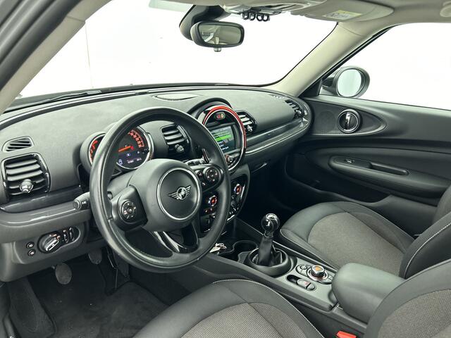 Mini COOPER CLUBMAN Mini 2.0D 150PK Business Edition / Airco-ecc./ Stoelverwarming / Navigatie / Trekhaak / Dab / Pdc. A / Radio multimedia / Apk 04-2026