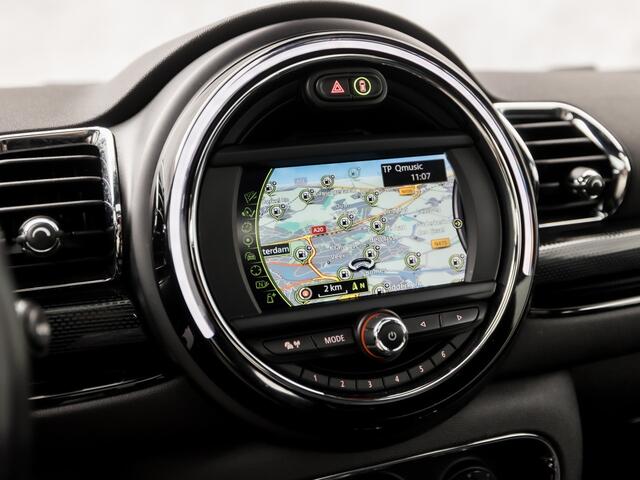 Mini COOPER CLUBMAN 1.5 Chili Sport (PANORAMADAK, NAVIGATIE, CLIMATE, ZWART HEMEL, LEDER, SPORTSTOELEN, GETINT GLAS, LED KOPLAMPEN, PARKEERSENSOREN, NIEUWE APK, NIEUWSTAAT)