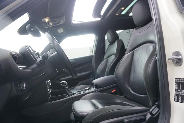 Mini COOPER CLUBMAN 1.5 Chili Automaat | PANO DAK | LED/XENON | STOELVERW. | LEDER | ECC |